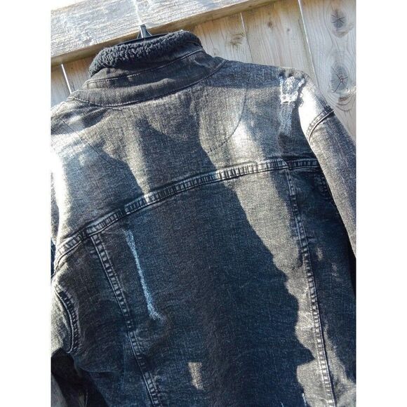 FWRD Denim Jean Jacket Black Distressed Ripped Size XL - Picture 6 of 11